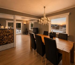 Randsfjord Panorama House - 9