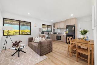 Amazing location Close to everything Pet Friendly - 0