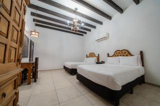 Hotel Cosmos Don Carlos - 1