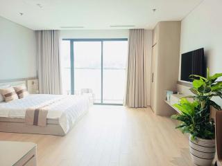 The Holiday Ha Long - 0