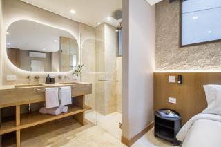 The Arena House - 4