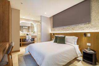 The Arena House - 1