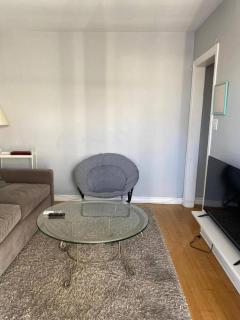 Comfortable 2-Bedroom Apartment in Laval, 2 Parking Spaces, Optional Car Ren - 6