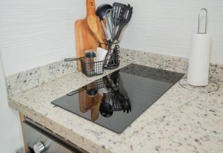 Great Location with Gym Pool City Views and WiFi - 1