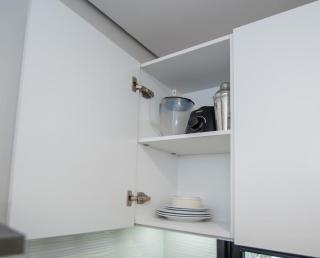 Chic One-Bedroom in a Prime Location with Pool and Gym - 2