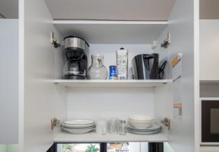 Chic One-Bedroom in a Prime Location with Pool and Gym - 1