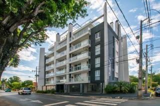Comfortable One-Bedroom Apartment with Balcony Private BBQ and Free Parking - 5