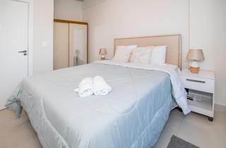 Spacious One-Bedroom Near Shopping and Dining - 8