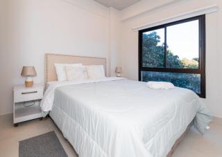 Spacious One-Bedroom Near Shopping and Dining - 3