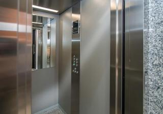 Modern and Cozy Two BR Apt with Pool and Free Parking - 2