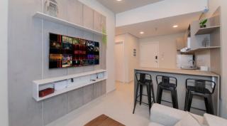 Cozy One-Bedroom Apartment with Sofa Pool and Cowork - 9