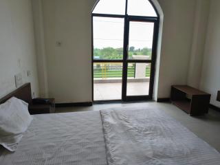 The Emerald Palace - 2