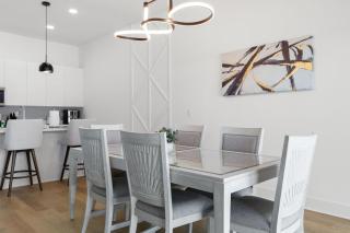 Columbus Cabanas - Modern, Spacious Townhouse In Heart of Tampa, Near Raymond James Stadium - 9