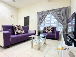 Meru House Landed 2 storey for 10pax - 8