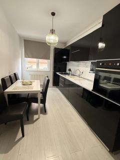 Grey Apartment-Prelungirea Ghencea - 7