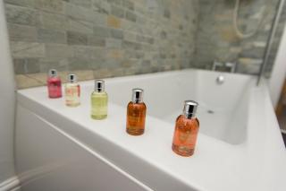 Market Street Apartments - City Centre Modern 1bedroom Apartments with NEW WIFI and Very Close to Tram - Nottingham - 3