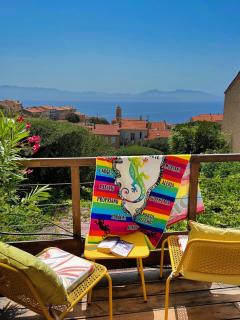 Solacargese-Le Jardin d'Irène-Vue panoramique exceptionnelle sur la Méditerranée - 9