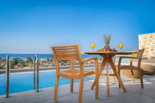 Mela Sea Suites - Seaview Private Suites - 1