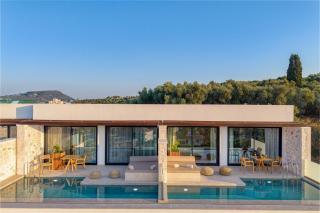 Mela Sea Suites - Seaview Private Suites - 4