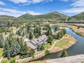 Rustic 2BDR with Private Hot Tub and Deer Valley View - 6