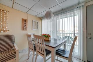 Wildwood Crest Condo w/ Pool: Walk to Restaurants! - 8