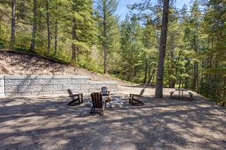 On 5 Acres! Cabin w/ Hot Tub in Lava Hot Springs - 8
