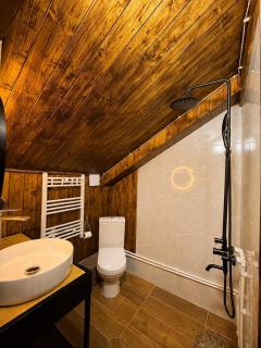 Chalet Hatsvali - Ushba Viewpoint Rooms & Café - 1
