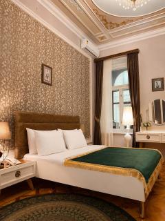 Prestige Boutique Nizami str - 7