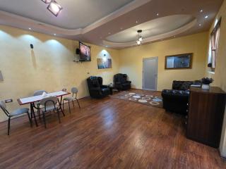 Koral Apartments - Spacious Ohrid Suite w Free 2-Car Private Parking - 3