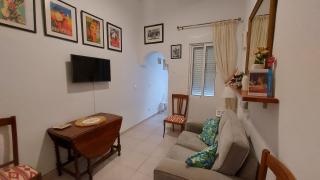 Authentic Triana Flat Wih Private Patio Ground Floor - 3