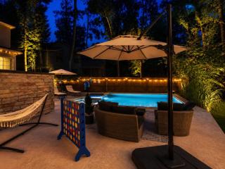The Woodlands 4BR Forest Retreat-Pool, Spa, Grill, Nature Trails & Baby Friendly - 4