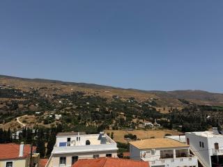 Bright modern apt with breathtaking view in Chora! - 4
