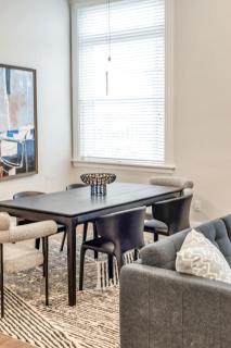 Bright and Sunlit 3 Bdrm 2 Bath - 7