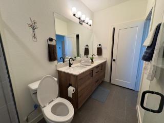 Executive 1BR Energy Corridor Pool& Gym Long Stays - 1