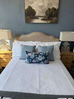 Castle Walk Bed & Breakfast - 1