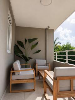 Alora Homes T2 Moderne avec Terrasse et Parking gratuit - 4