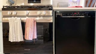 Fully equipped 2 Bedroom Garden Apartment gem near Journal Square - The ideal base to explore NYC - 2
