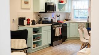 Fully equipped 2 Bedroom Garden Apartment gem near Journal Square - The ideal base to explore NYC - 3