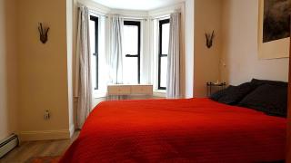 Fully equipped 2 Bedroom Garden Apartment gem near Journal Square - The ideal base to explore NYC - 8
