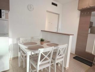 Cozy Buda Apartment - AC - Sleeps 4 - Easy Access to Center - 9