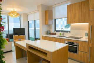 2BR 2BA Palm Oasis at The Crosby - 9