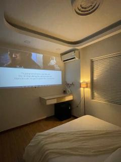 Lyora Homestay - 0