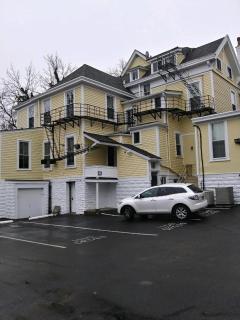 Classic Elegant 2 Bedroom 2 Bath near Eden Park - 1