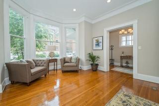 Classic Elegant 2 Bedroom 2 Bath near Eden Park - 5