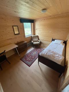 Room 5 - 2