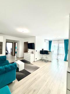 Blue Apartment with Free Parking&Self Check-in - 0