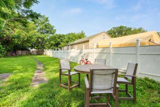 4 Mi to Cedar Point! Spacious Home w/ Fenced Yard - 0