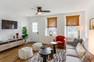 4 Mi to Cedar Point! Spacious Home w/ Fenced Yard - 6