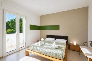 Villa Torricella Pool and Sunny Garden - Happy Rentals - 3