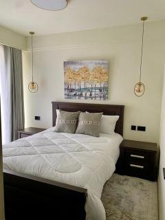 GTC Luxury 1BR Misty Springs, 21st Flr, Night Life, Rooftop Pool & Gym - 7